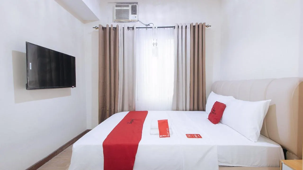 Reddoorz Plus @ Cuarto Verde Staycation Las Pinas