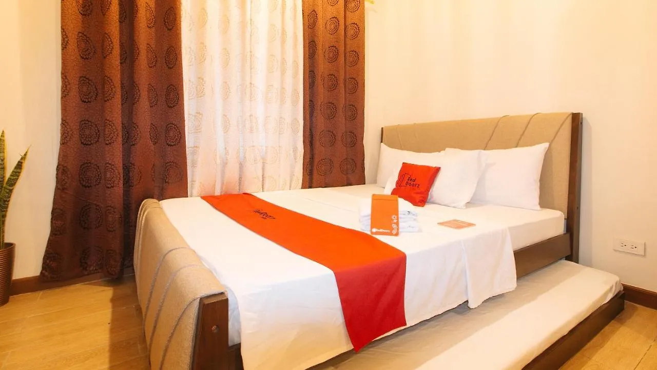 Hotel Reddoorz Plus @ Cuarto Verde Staycation Las Pinas Philippines