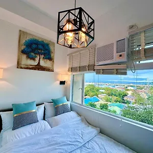 One Condominium, Alabang - Bluu - Fiber Wi-fi, Netflix-ready Aparthotel